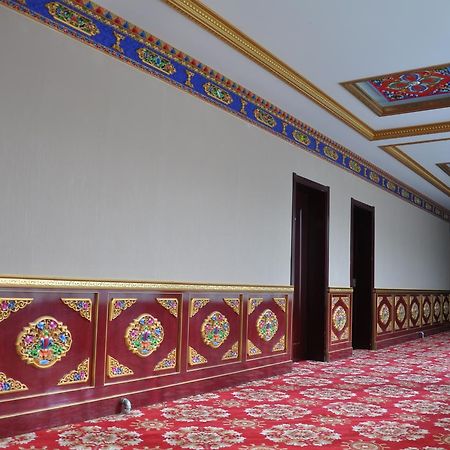 Overseas Tibetan Hotel Xiahe Exterior photo